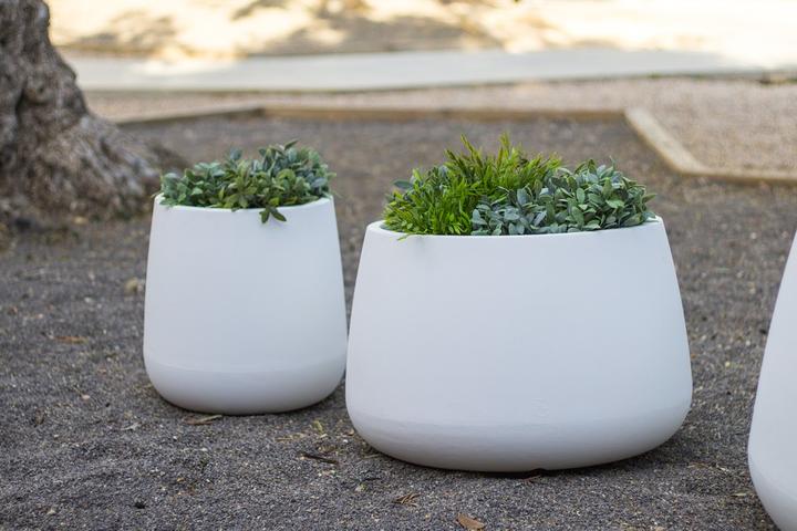 Produktbild Newgarden CAMELIA 60 Übertopf, Kübel XXL gross rund ø59x39cm weiss 74L outdoor