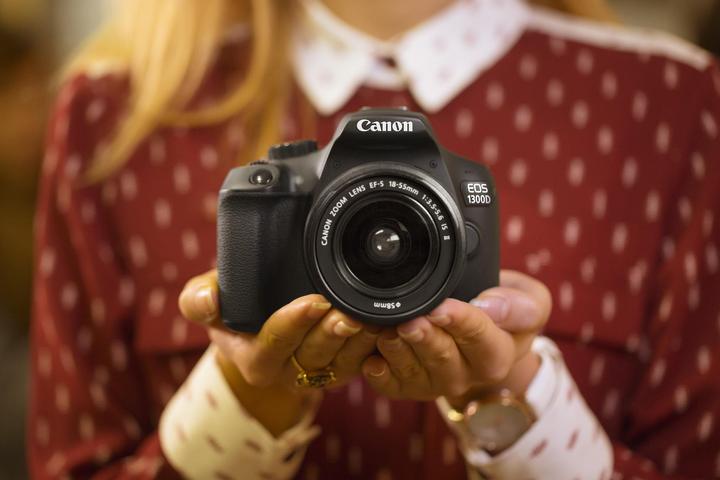 Immagine prodotto Canon Kit di alimentazione EOS 1300D IS (18 Mpx, APS-C / DX)