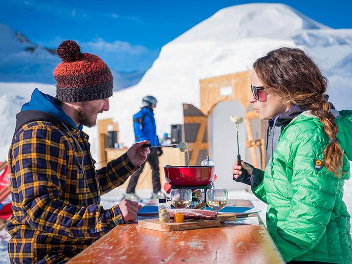 Produktbild Smartbox 2 Übernachtungen mit Iglu-Tour, Fondue und Schneeschuhwandern für 2 (2 Pers.)