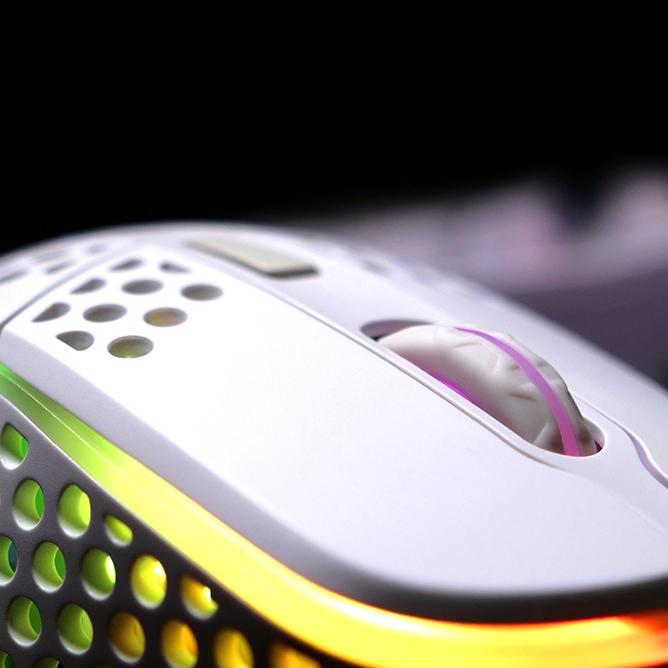 Actual product image CHERRY xtrfy M4 RGB Retro Edition (Cable)