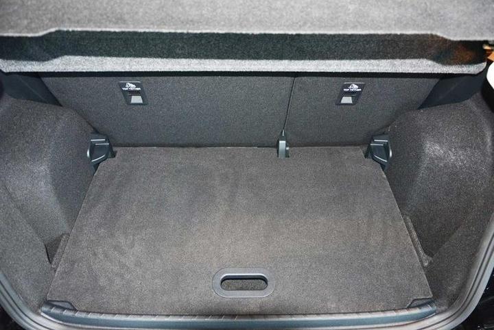 Immagine prodotto Aristar Vaschetta portabagagli per Ford EcoSport dal 2017 a oggi (piano di carico sopra)
