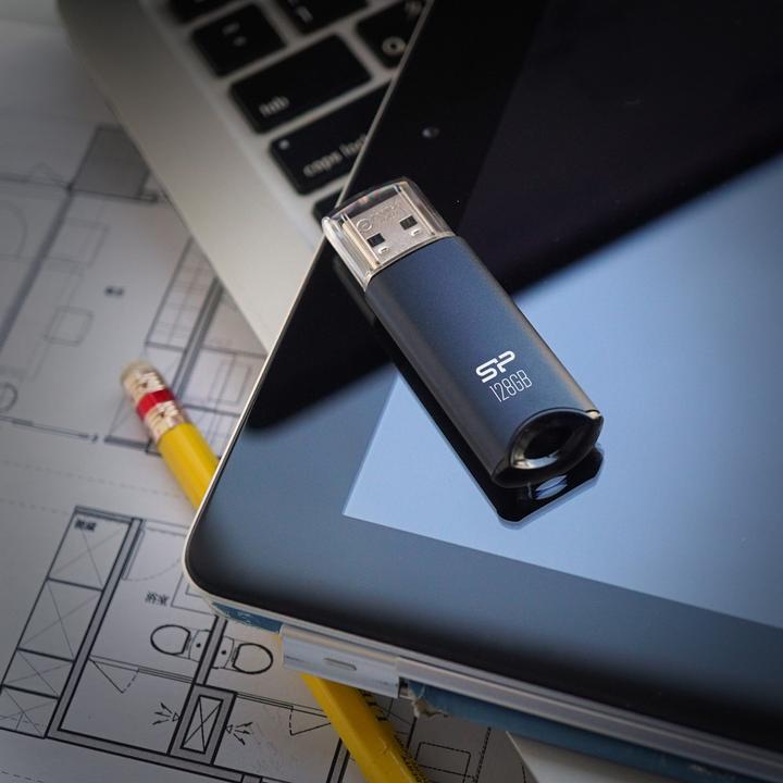 Productafbeelding Silicon Power geheugen USB Marvel M02 128GB USB 3.0 Blauw (128 GB)
