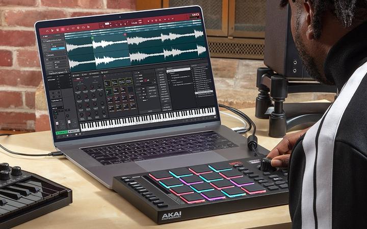 Actual product image Akai Professional MPC Studio (Controller)