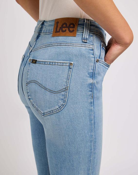 Actual product image Lee Jeans Breese Boot (30)