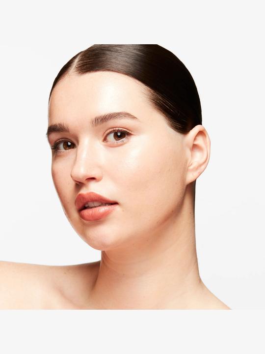 Produktbild MAC Cosmetics Strobe Dewy Skin Tint Nr. 04 - Light (Nr. 04 - Light)