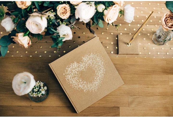 Image du produit Partydeco Livre d'or coeur (20,5 x 20,5 cm)
