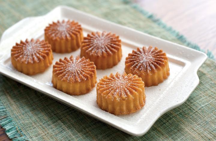 Image du produit Nordic Ware Ruffled Medallion Dessert Mold