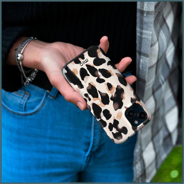 Actual product image Mio PC Back Cover Black Magnetic Samsung Galaxy A35 5G (Samsung Galaxy A35)