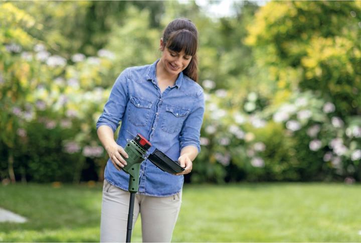 Image du produit Bosch Home & Garden Easy Grass Cut 23 (Couteaux en plastique)