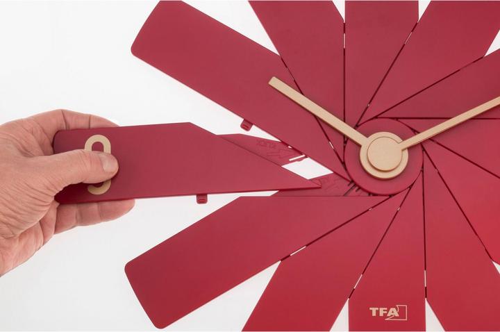 Produktbild TFA Clock In The Box (56.50 cm)