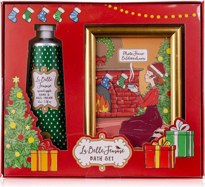 Image du produit Accentra Coffret LA BELLE FEMME NOEL dans une boîte cadeau, comprenant 60ml de crème pour les mains et les (Set soin capillaire)
