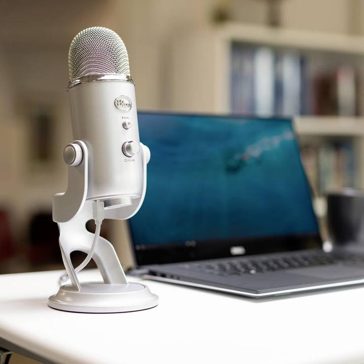 Actual product image Blue Yeti