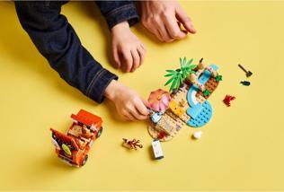 Produktbild LEGO Blueys Strandausflug (11202, LEGO Bluey)