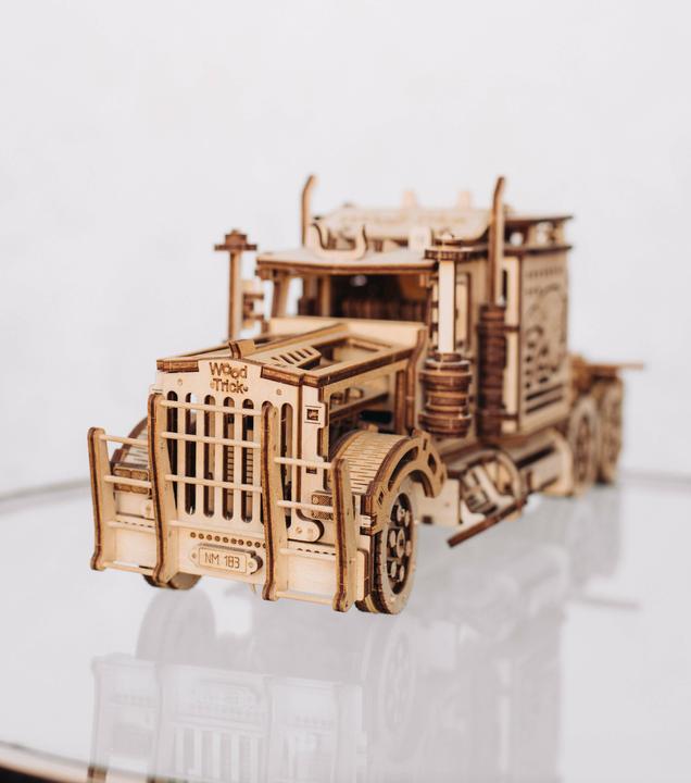 Produktbild Wood Trick LKW - Sattelschlepper - 3D Holzbausatz