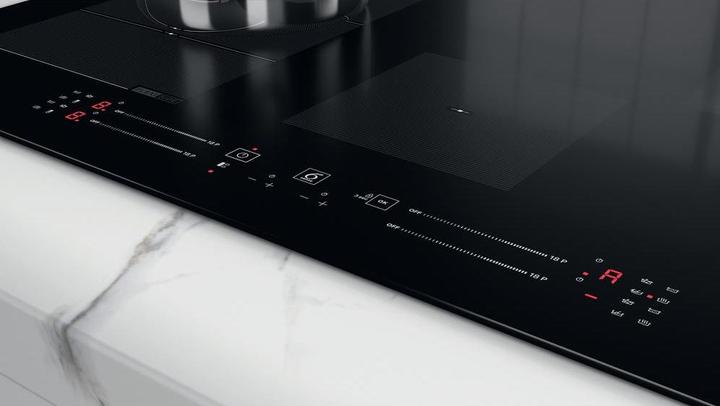 Actual product image Whirlpool WFS0377NE/IXL Inbouw Inductiekookplaat | 4 kookzones