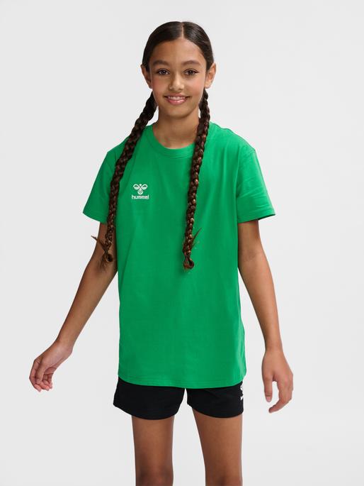 Actual product image hummel HMLGO 2.0 T-SHIRT S/S KIDS (116)
