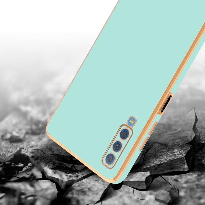 Produktbild Cadorabo Hülle für Samsung Galaxy A7 2018 im TPU mit Kameraschutz LM130 Style (Samsung Galaxy A7 (2018))