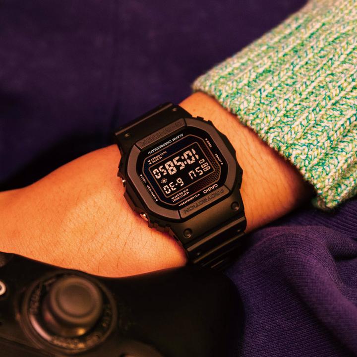 Image du produit G-Shock DW-5600RW-1ER Origin (Chronographe, 42.80 mm)