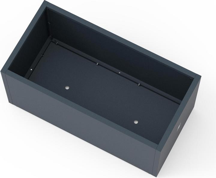 Herstera Metal Planter