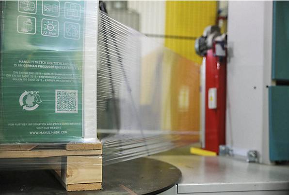 Produktbild Manu Packaging PE-Maschinenstretchfolie, B 500 mm, ab 1 VE, Folie 23 µm, VE 45 Stk, transparent (45 Stück)