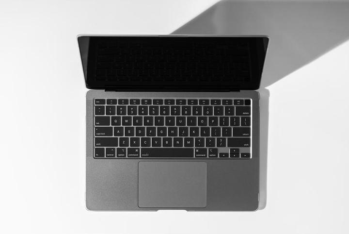 Image du produit Moshi ClearGuard (17.91")