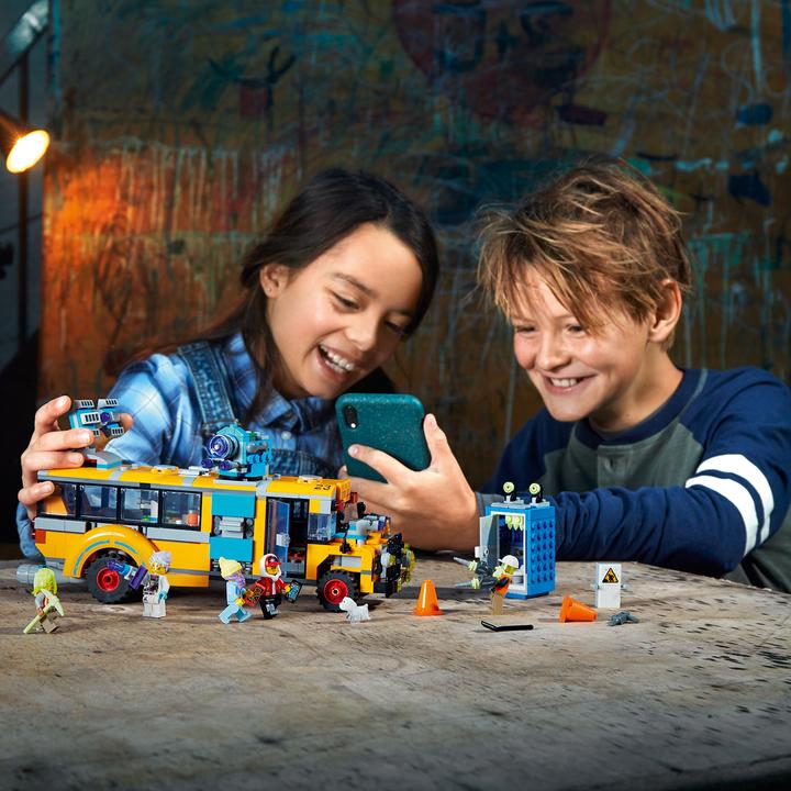 Actual product image LEGO Special bus Geisterschreck 3000 (70423, LEGO Hidden Side)