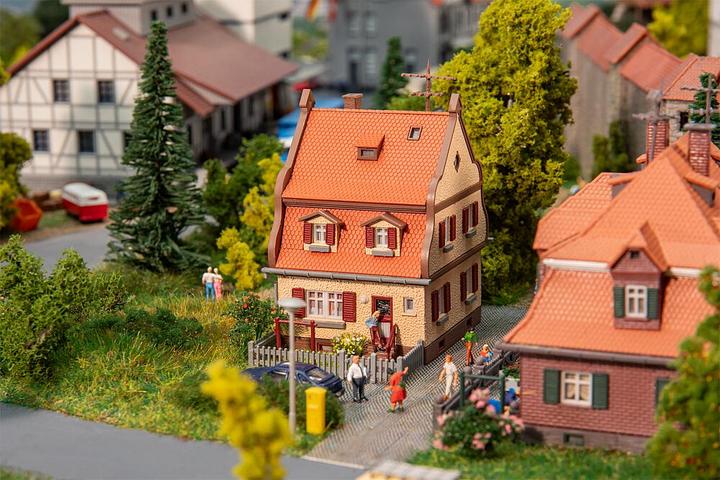 Produktbild Faller Kleines Siedlungshaus