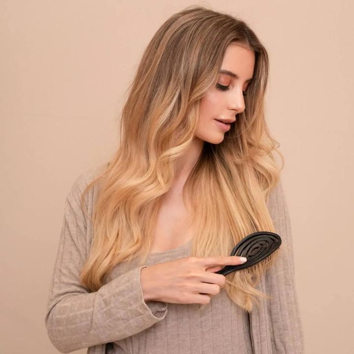Immagine prodotto VBEAUTY Capelli - Spazzola di paglia BIO Detangler Dimensione da Viaggio Nero