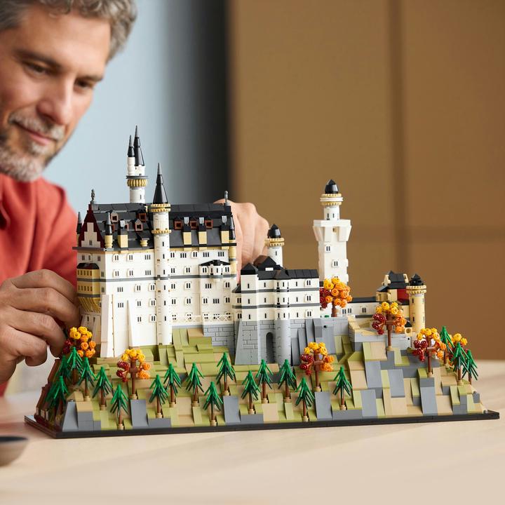 Produktbild LEGO 21063 Confidential (21063, LEGO Architecture)
