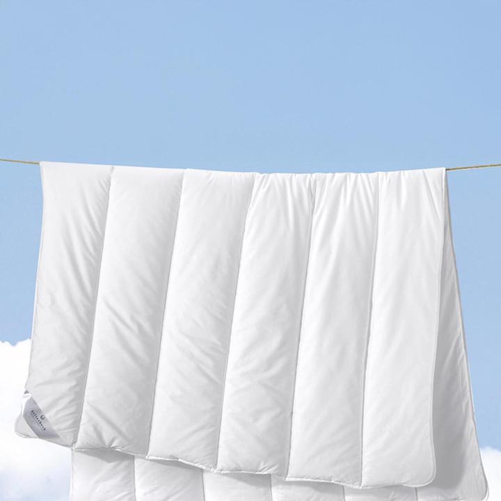 Actual product image Billerbeck Faserdecke Glückstraum Uno medium, Füllung: 100% Polyester (850 g, 135x200 cm)
