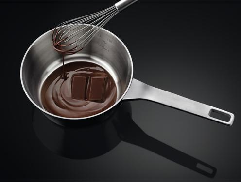 Actual product image AEG IKB84431IB autarkic induction hob, width 80 cm