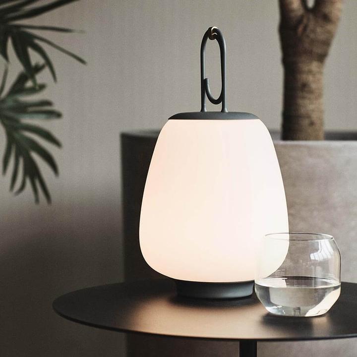 Produktbild &Tradition Lucca SC51 Outdoor Portable Opal Glass/Black (138 lm)