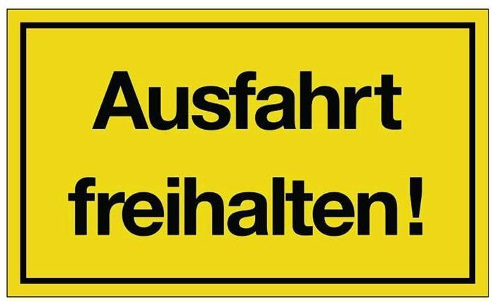 Produktbild HP Autozubehör Hinweiszeichen Ausfahrt freihalten! L250xB150 mm gelb schwarz Kunststoff