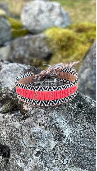 Actual product image Soulhorse Stoffarmband Team (24 cm)