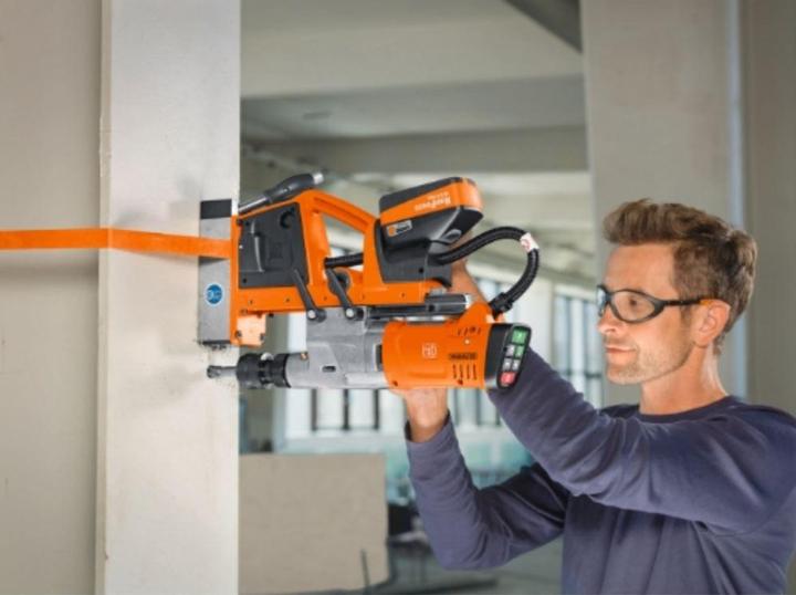 Produktbild Fein AKBU 35 PMQW Select 18 V Brushless Li-Ion Akku Magnet Kernbohrmaschine bis 35 mm Solo im Koffer (Akkubetrieb)
