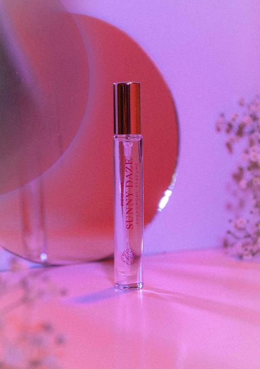 Actual product image Eye of Love Bloom Pheromone Perfume Attract Him 10ml Sunny Daze (Eau de parfum, 10 ml)