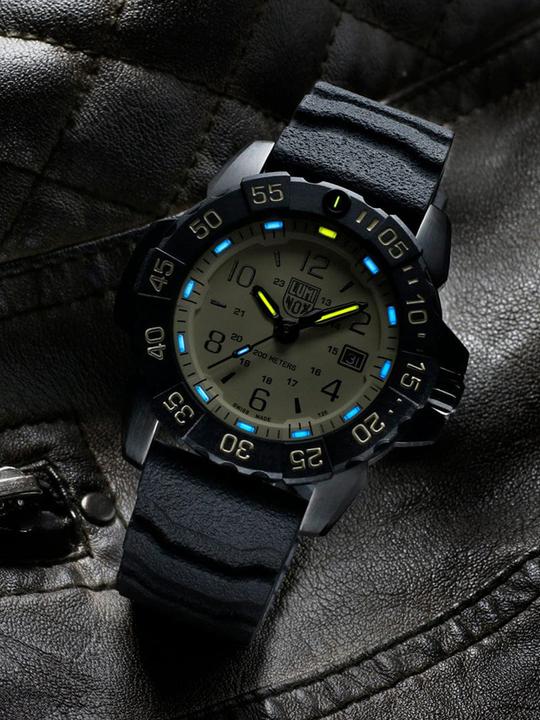 Produktbild Luminox XS.3251.CB.NSF.SET Herrenuhr Navy Seal Foundation Set 45mm 20ATM (Taucheruhr, 45 mm)