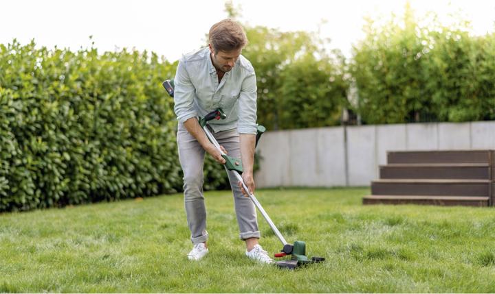 Actual product image Bosch Home & Garden UniversalGrassCut 18V-26 (Trim line)