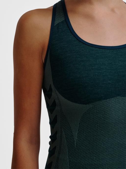 Actual product image hummel hmlCLEA SEAMLESS TOP (XS)
