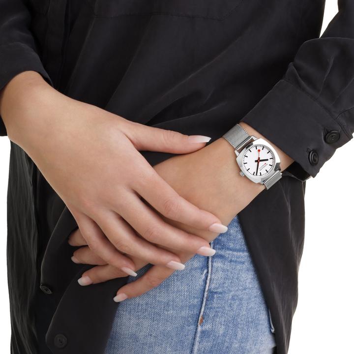 Produktbild Mondaine Petite Cushion (Analoguhr, 31 mm)