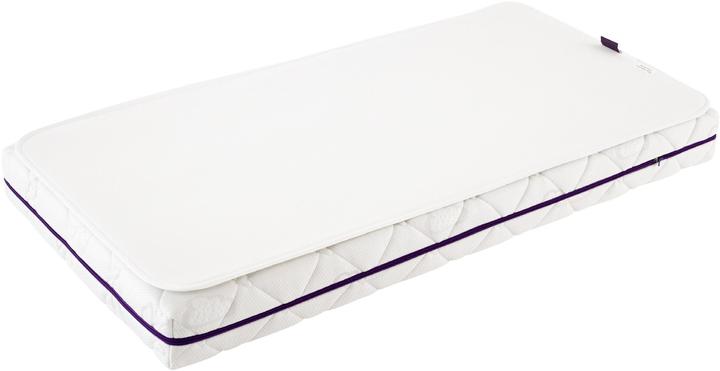 Fitted cot sheets