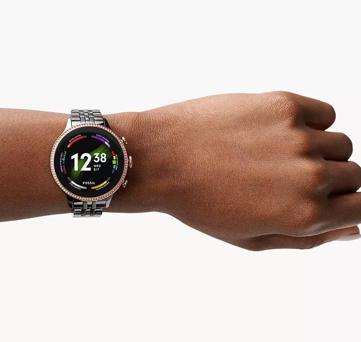 Actual product image Fossil Gen 6 (42 mm)