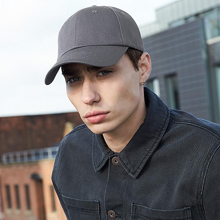 Actual product image Beechfield Authentic 6 Panel Baseball Cap (One size)