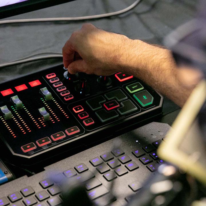 Actual product image TC Helicon GoXLR, Mixer and USB Audio Interface (Studio- and Livemixer)