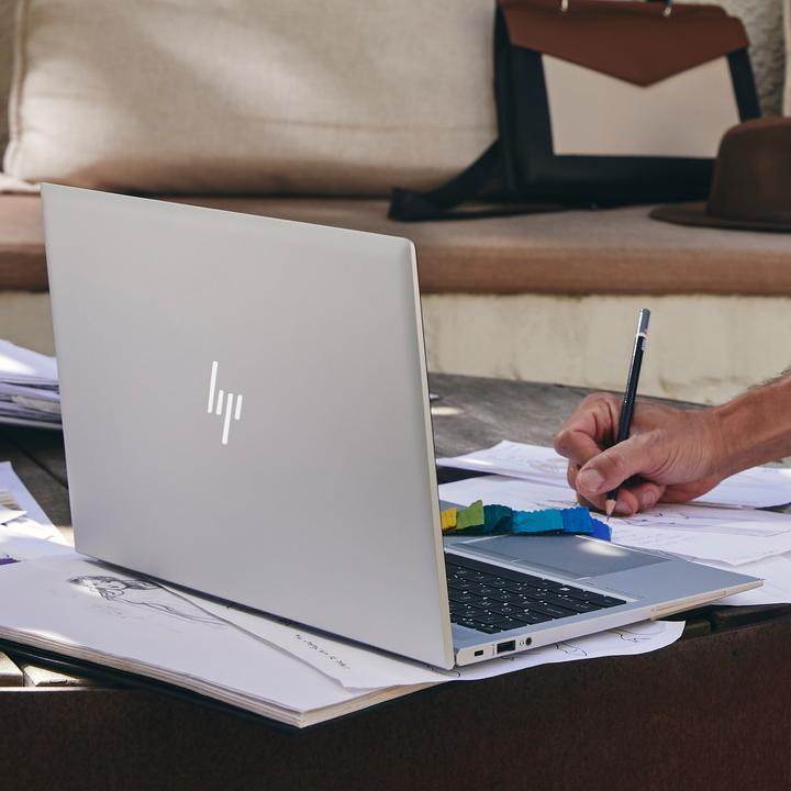 Immagine prodotto HP EliteBook 850 G8 (tastiera polacca) (15.60", Intel Core i5-1145G7, 8 GB, 512 GB, Senza layout di tastiera)