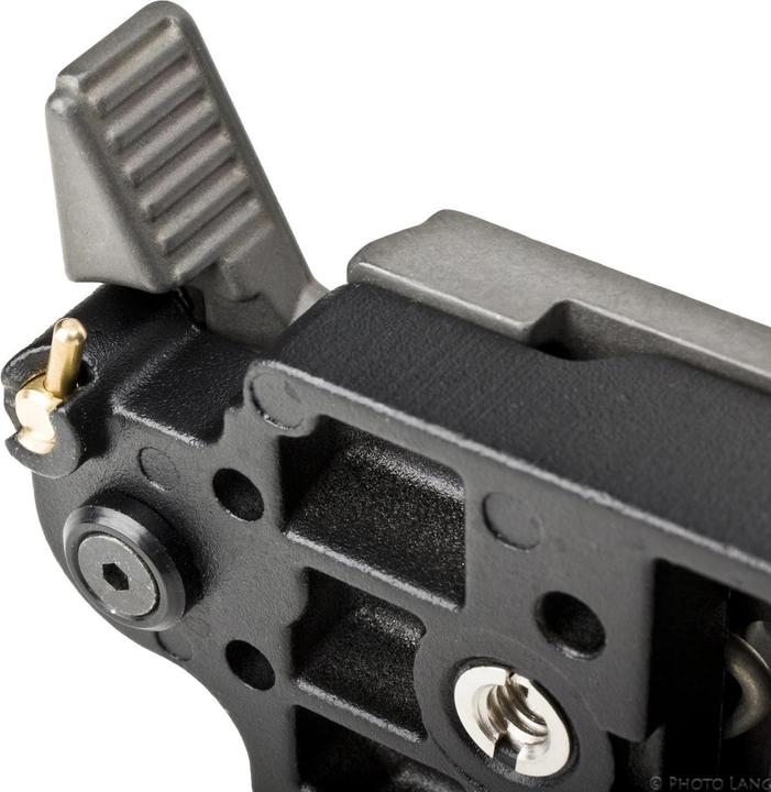 Actual product image Manfrotto Mn 323 (Tripod quick-release plate)