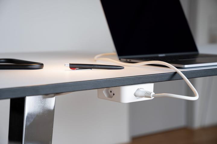 Actual product image Max Hauri maxTEX Cube (3 x, USB-A, USB, USB-C, Type 13, 2 m)