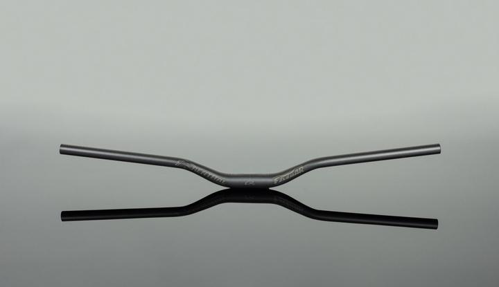 Actual product image Renthal V3 Fatbar Riser Handlebar, 31.8, 800x40mm, black (31.80 mm)