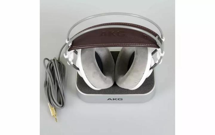 Immagine prodotto AKG Pro K701 (Nessuna soppressione del rumore, Cablato)