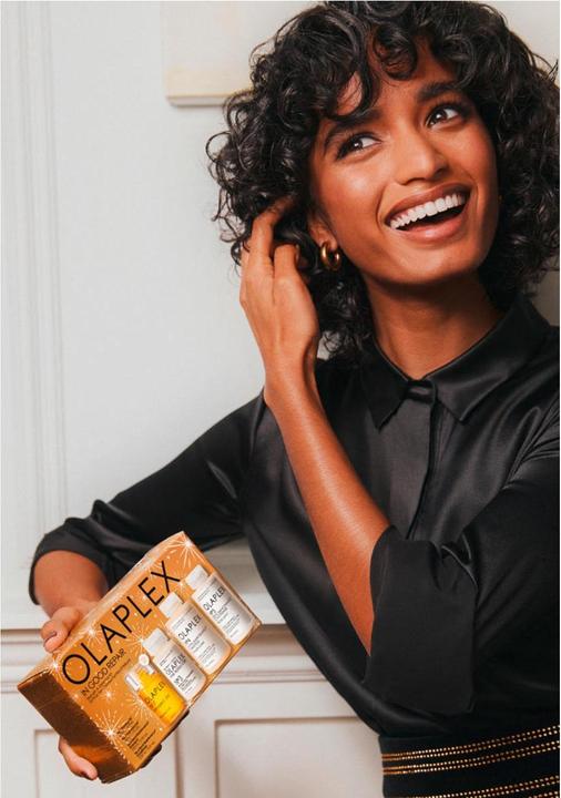 Actual product image Olaplex - In Good Repair Holiday Kit - 280ml (280 ml, Liquid shampoo)